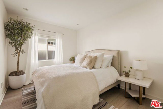 12545 Walsh Avenue, Los Angeles, CA 90066