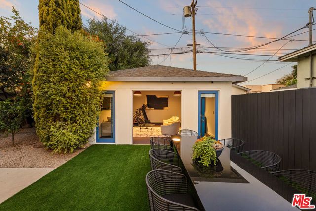12545 Walsh Avenue, Los Angeles, CA 90066