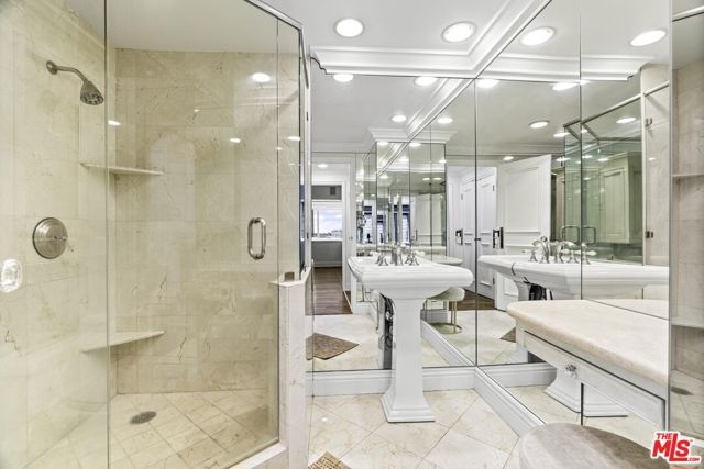 1155 N La Cienega Boulevard 306, West Hollywood, CA 90069