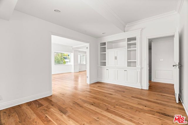 1155 N La Cienega Boulevard 306, West Hollywood, CA 90069
