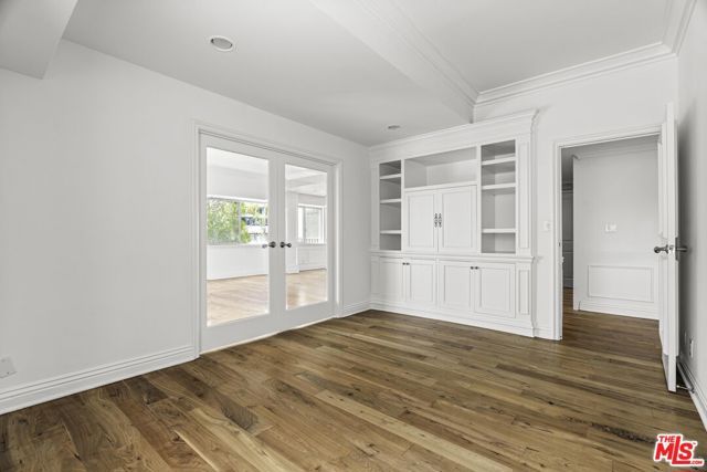 1155 N La Cienega Boulevard 306, West Hollywood, CA 90069