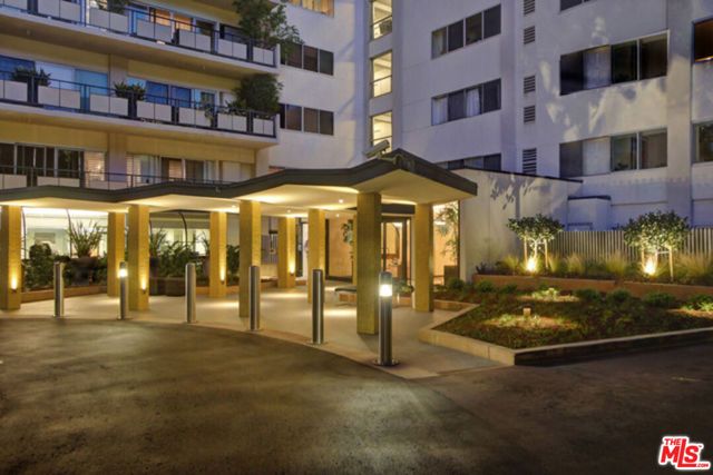 1155 N La Cienega Boulevard 306, West Hollywood, CA 90069