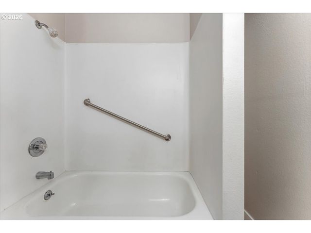 5755 Sw 167TH Ave, Beaverton, OR 97007