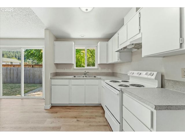 5755 Sw 167TH Ave, Beaverton, OR 97007