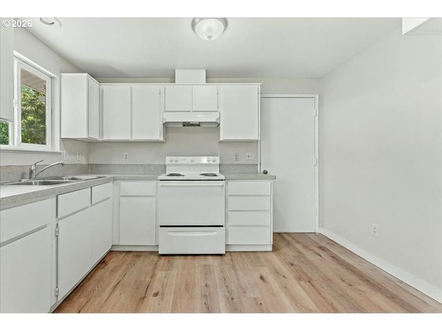 5755 Sw 167TH Ave, Beaverton, OR 97007