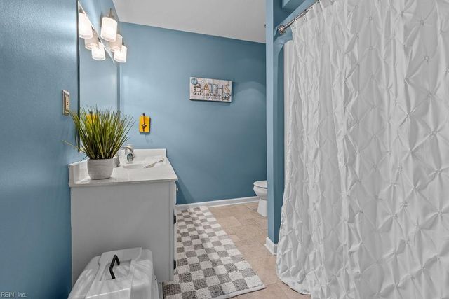101 Fleetney CIR, Smithfield, VA 23430
