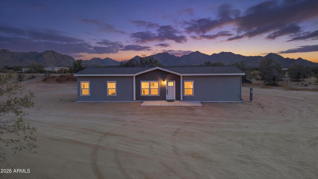 89 N Warren Road, Maricopa, AZ 85139 — exterior