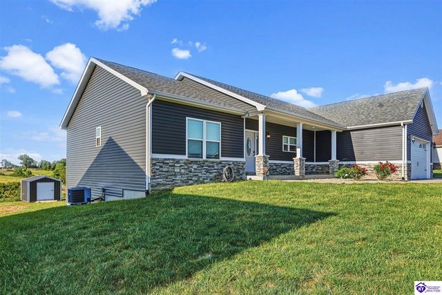 132 Carriage Hills Lane, Elizabethtown, KY 42701