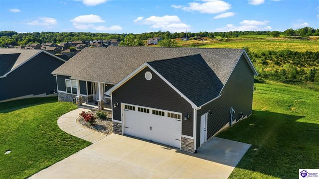 132 Carriage Hills Lane, Elizabethtown, KY 42701