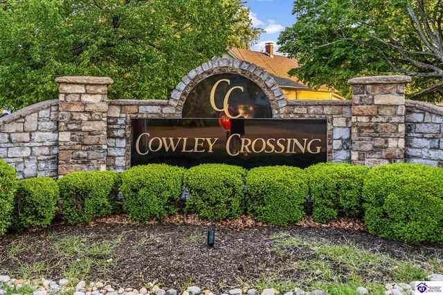132 Carriage Hills Lane, Elizabethtown, KY 42701