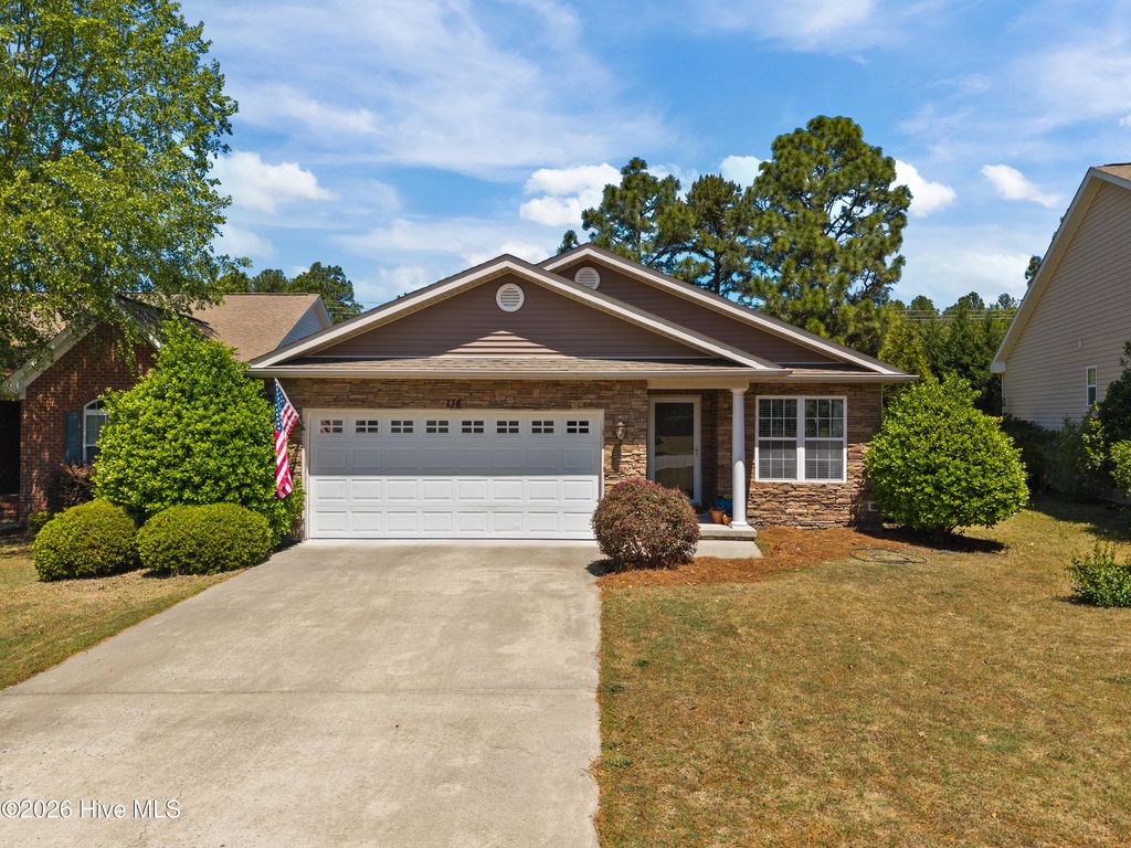 114 Lightwater Drive, Aberdeen, NC 28315