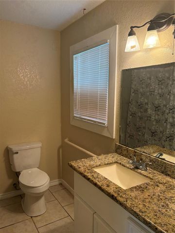 1622 W 9th Street, Freeport, TX 77541