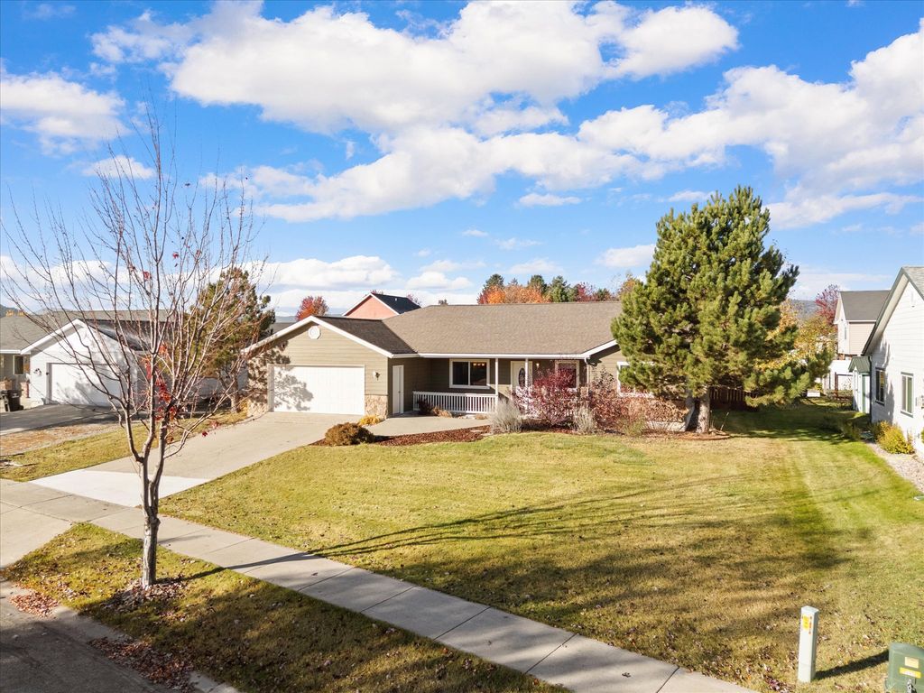 142 Blue Crest Drive, Kalispell, MT 59901 photo 2
