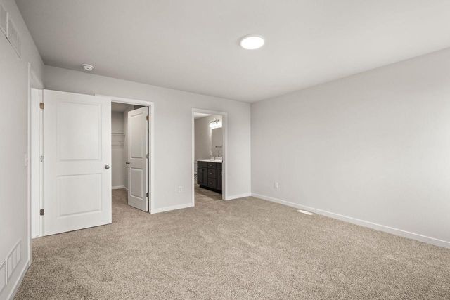 305 Michelle Lane, Cottage Grove, WI 53527
