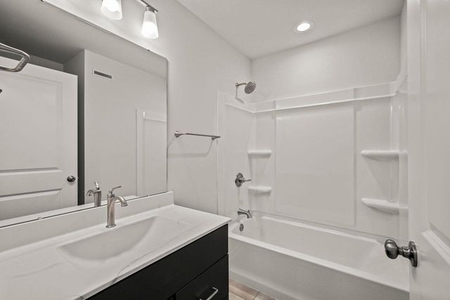 305 Michelle Lane, Cottage Grove, WI 53527