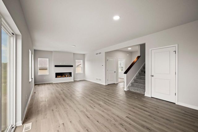 305 Michelle Lane, Cottage Grove, WI 53527