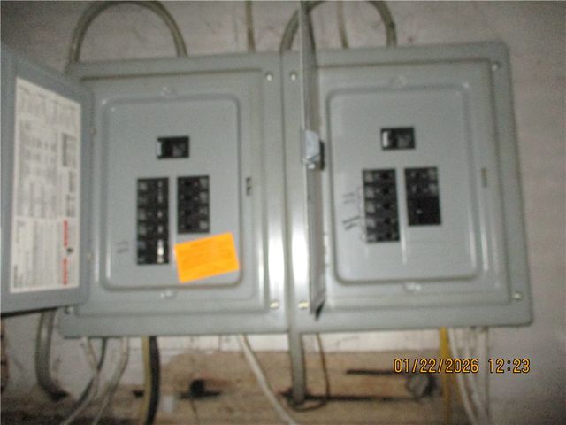 468 E Jefferson St, City Of But Ne, PA 16001