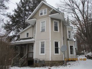 468 E Jefferson St, City Of But Ne, PA 16001