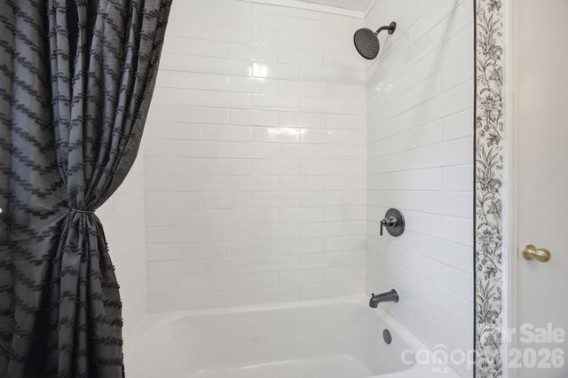 943 Hickory Nut Street, Charlotte, NC 28205