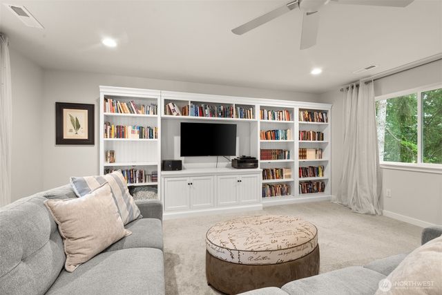 6830 Cavalier Street SW, Olympia, WA 98512