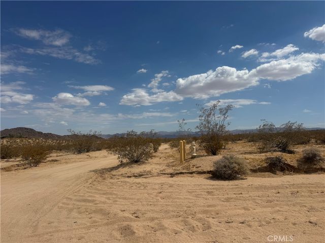 62626 N Pole Road, Joshua Tree, CA 92252