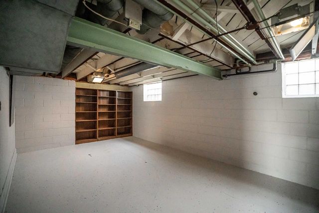 3120 N 56th STREET, Milwaukee, WI 53216