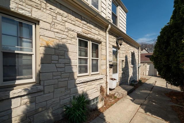 3120 N 56th STREET, Milwaukee, WI 53216