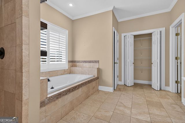 210 Loraine Forest Drive, Macon, GA 31210