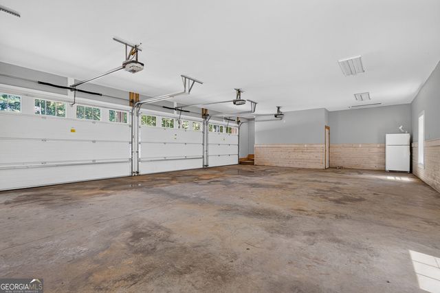 210 Loraine Forest Drive, Macon, GA 31210