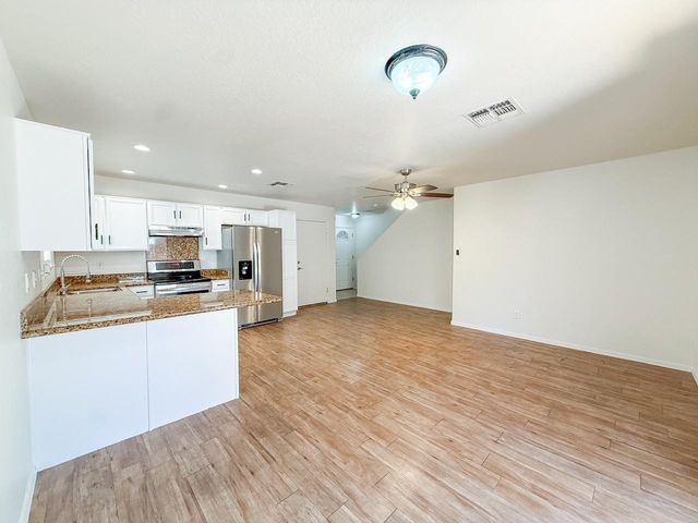 15626 N 29th Way, Phoenix, AZ 85032