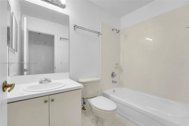 8858 W Flagler St 210, Miami, FL 33174