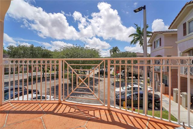8858 W Flagler St 210, Miami, FL 33174