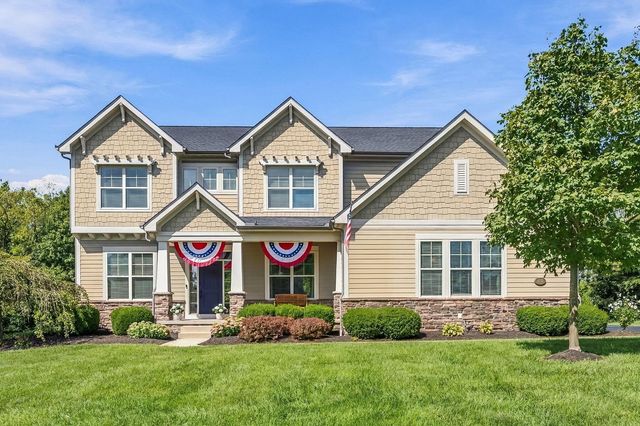1002 Rambling Brook Way, Delaware, OH 43015