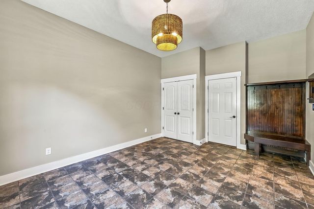 1002 Rambling Brook Way, Delaware, OH 43015