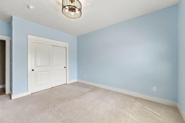 1002 Rambling Brook Way, Delaware, OH 43015