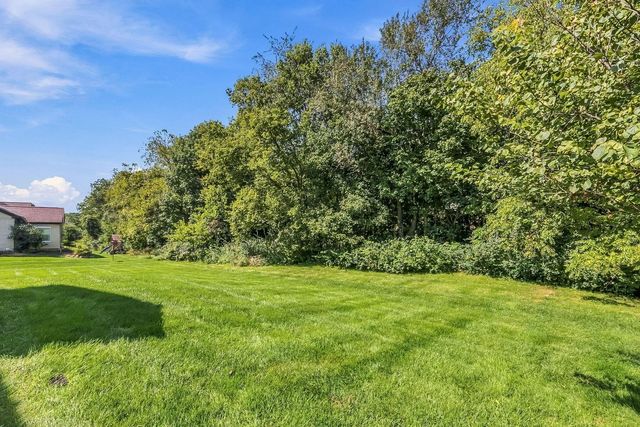 1002 Rambling Brook Way, Delaware, OH 43015