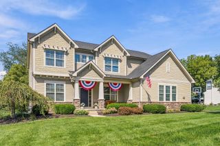 1002 Rambling Brook Way, Delaware, OH 43015