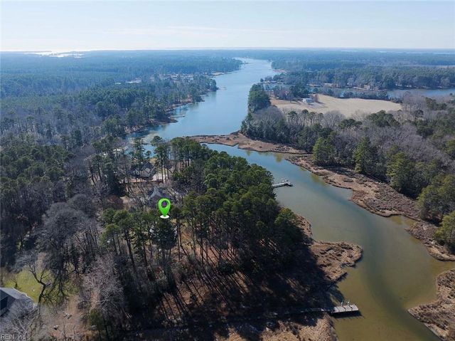 514 River Estates PL, Mathews, VA 23109