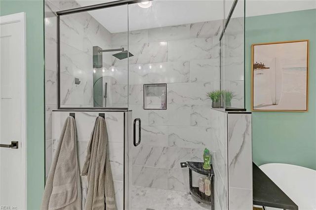 514 River Estates PL, Mathews, VA 23109