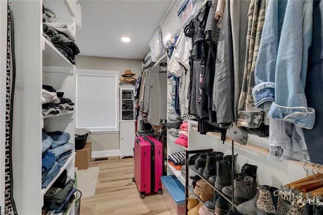 514 River Estates PL, Mathews, VA 23109