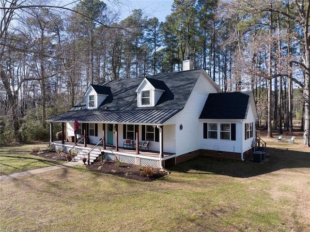 514 River Estates PL, Mathews, VA 23109