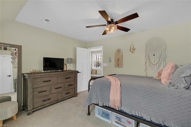 514 River Estates PL, Mathews, VA 23109