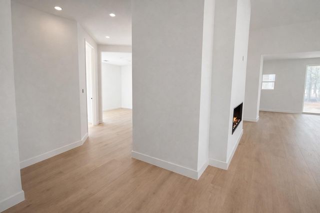 137 E Pauwela LN, Bastrop, TX 78602