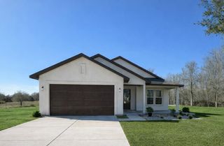 137 E Pauwela LN, Bastrop, TX 78602