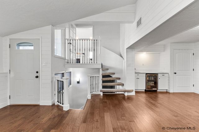 733 DOGWOOD AVE, Cheyenne, WY 82009