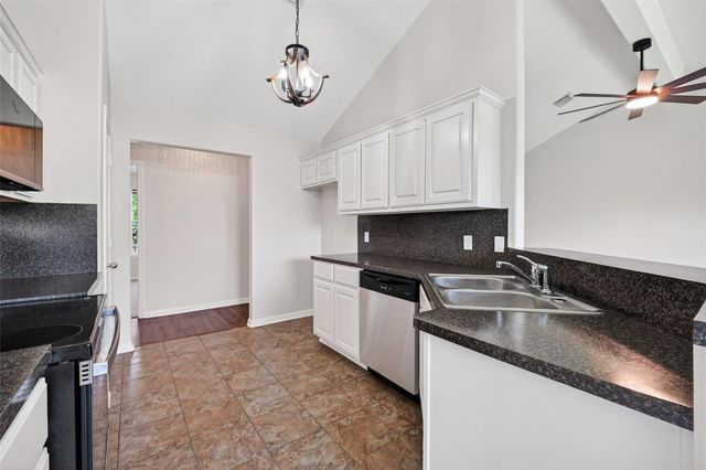 9104 Dolphin Circle, Texas City, TX 77591