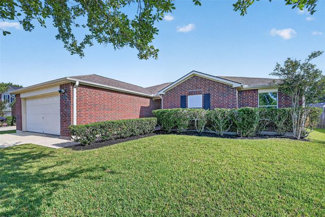 9104 Dolphin Circle, Texas City, TX 77591