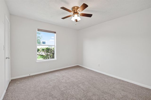 9104 Dolphin Circle, Texas City, TX 77591
