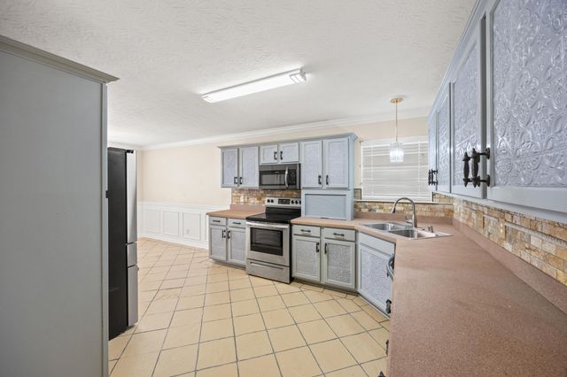 210 Secretariat Street, Georgetown, KY 40324