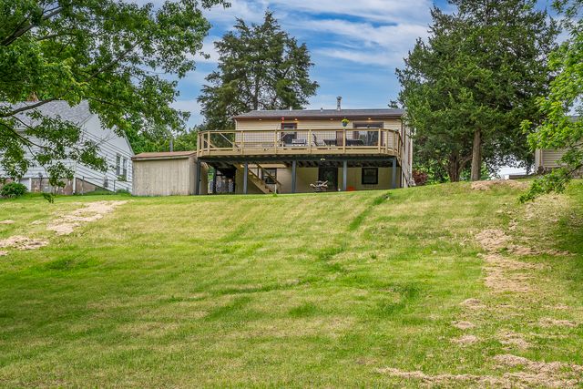 642 8TH Street, Silvis, IL 61282